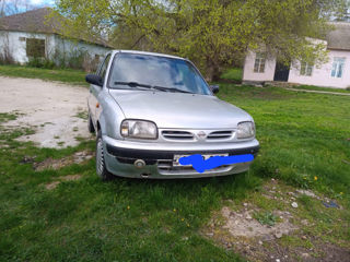 Nissan Micra foto 2