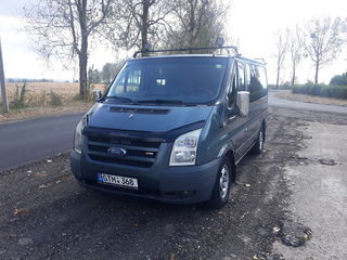 Ford Transit foto 1