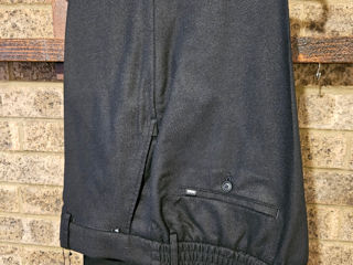 Pantaloni Hugo Boss noi, originali