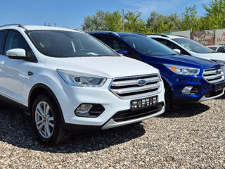 Ford Kuga foto 2