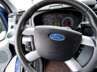 Ford Tranzit foto 9