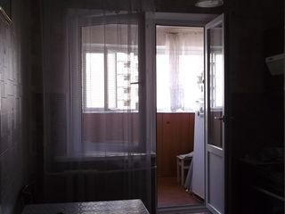 Сдается уютная 2-х комнатная квартира в самом центре Рышкановки foto 4