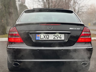 Mercedes E-Class foto 5