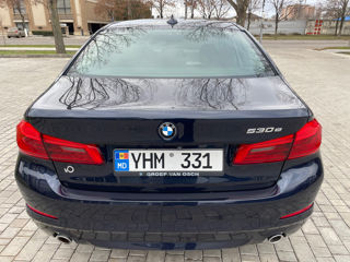 BMW 5 Series foto 4