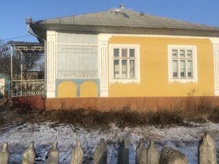Vînd casă în satul Țaul