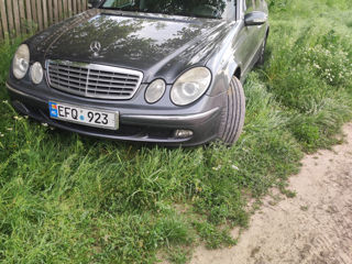 Mercedes E-Class foto 5