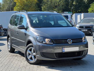 Volkswagen Touran foto 4