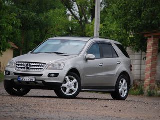 Mercedes ML Class foto 3