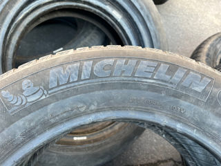 R18 235/60 Michelin Latitudine Sport foto 4