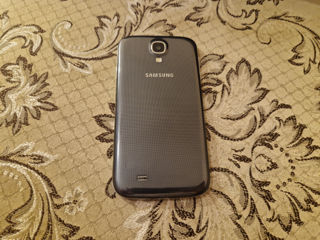 Samsung Galaxy S4 I9500 foto 2