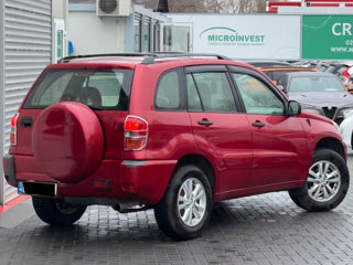 Toyota Rav 4 foto 5