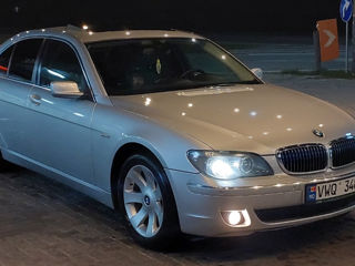 BMW 7 Series foto 3