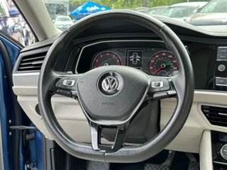 Volkswagen Jetta foto 13
