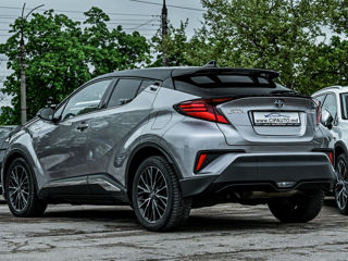 Toyota C-HR фото 5