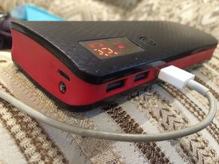 Powerbank 20000mAh хватает зарядить несколько телефонов! foto 3