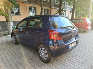 Toyota Yaris foto 6