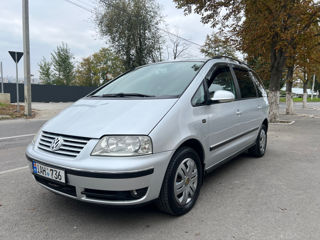 Volkswagen Sharan foto 1