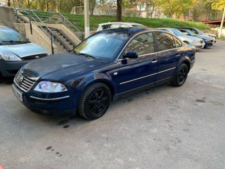 Volkswagen Passat foto 2