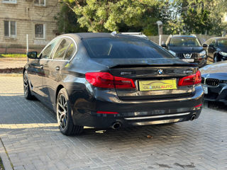 BMW 5 Series foto 6