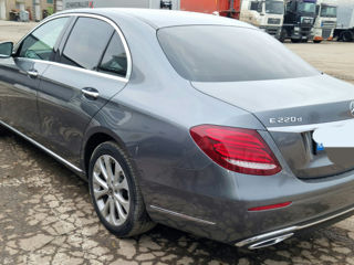 Mercedes E-Class foto 6