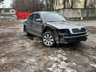 Skoda Superb foto 2