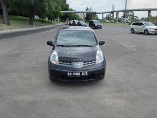 Nissan Note фото 1