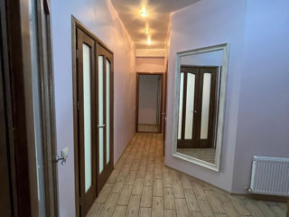 Apartament cu 2 camere, 76 m², Botanica, Chișinău foto 5