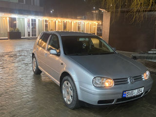 Volkswagen Golf foto 2