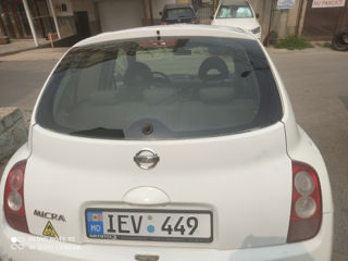 Nissan Micra foto 5