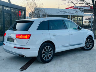 Audi Q7 foto 18