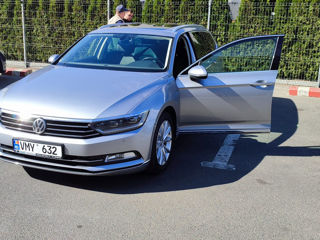 Volkswagen Passat foto 2