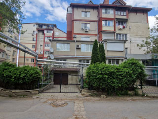 Apartament cu 5 camere sau mai multe, 186 m², Botanica, Chișinău foto 9