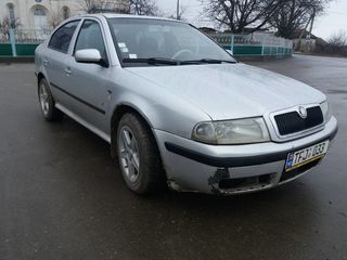 Skoda Octavia foto 1