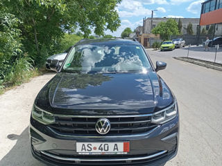 Volkswagen Tiguan foto 1