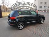 Volkswagen Tiguan foto 3