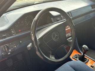 Mercedes E-Class foto 8