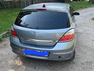 Opel Astra foto 2