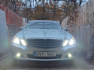 Mercedes E-Class foto 8