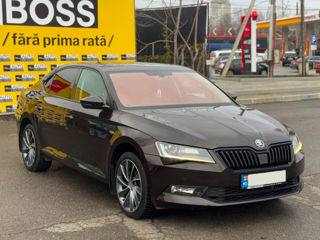 Skoda Superb foto 4