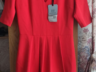 Новое красное платье 38 р.