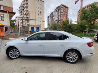 Skoda Superb foto 4