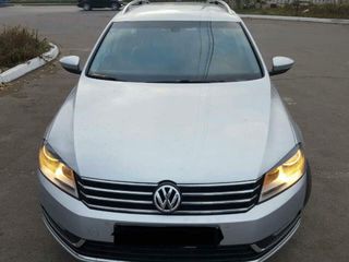 Volkswagen Passat foto 7