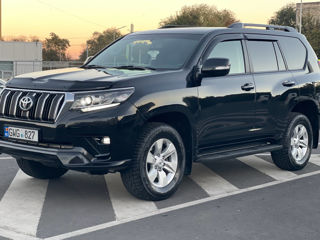 Toyota Land Cruiser Prado foto 3