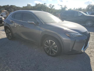 Lexus UX foto 3