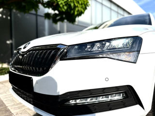 Skoda Superb foto 3