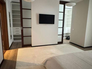 Apartament cu 2 camere, 143 m², Centru, Chișinău foto 6