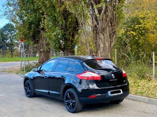 Renault Megane foto 3