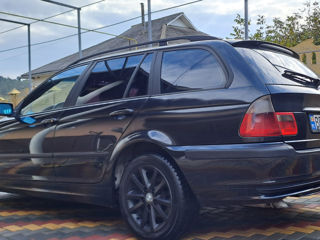 BMW 3 Series foto 4