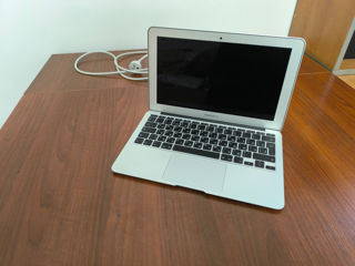 Apple MacBook Air A1465 11,6, Intel Core i5, 1,4ГГц