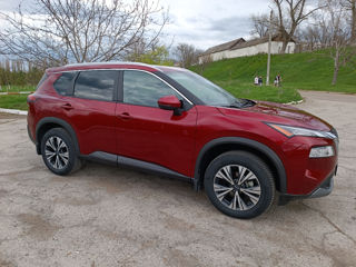 Nissan X-Trail foto 2